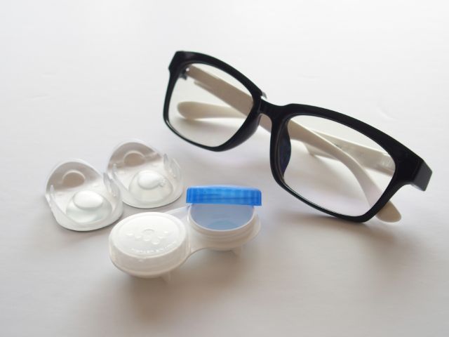 コンタクトレンズと眼鏡